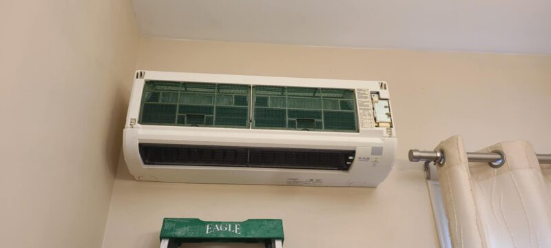 Nettoyage-apres-climatiseur-longueuil-solo-net
